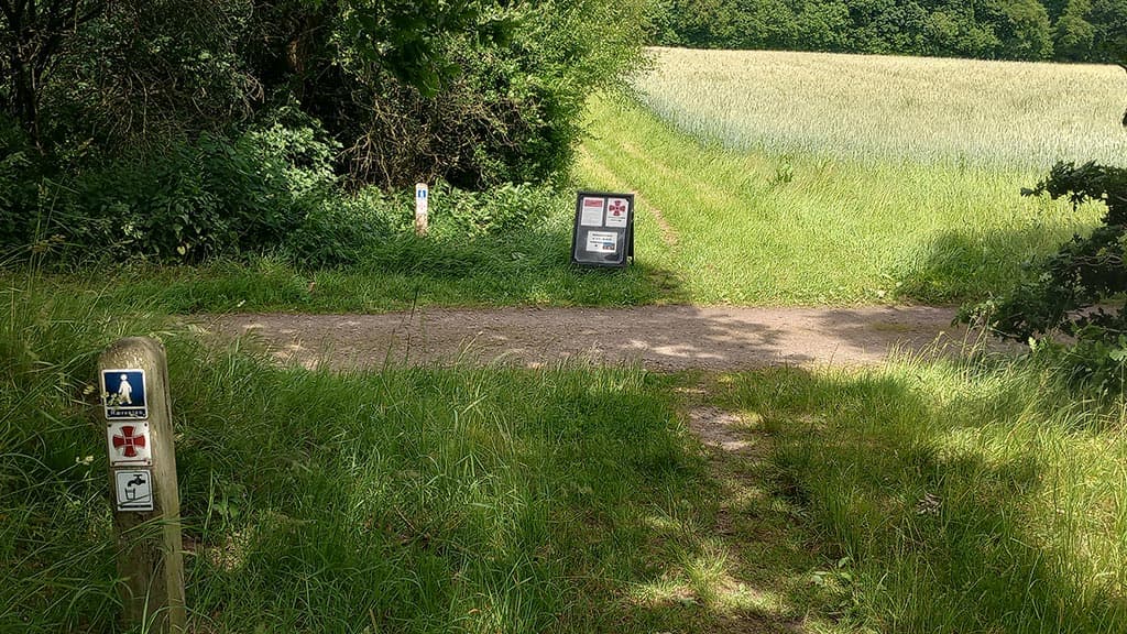 Hærvejen near the hostel by Hald Hovedgaard